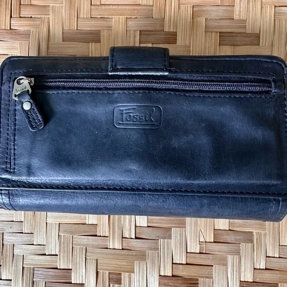 Fossil Black Leather Tab Wallet - Picture 2 of 6
